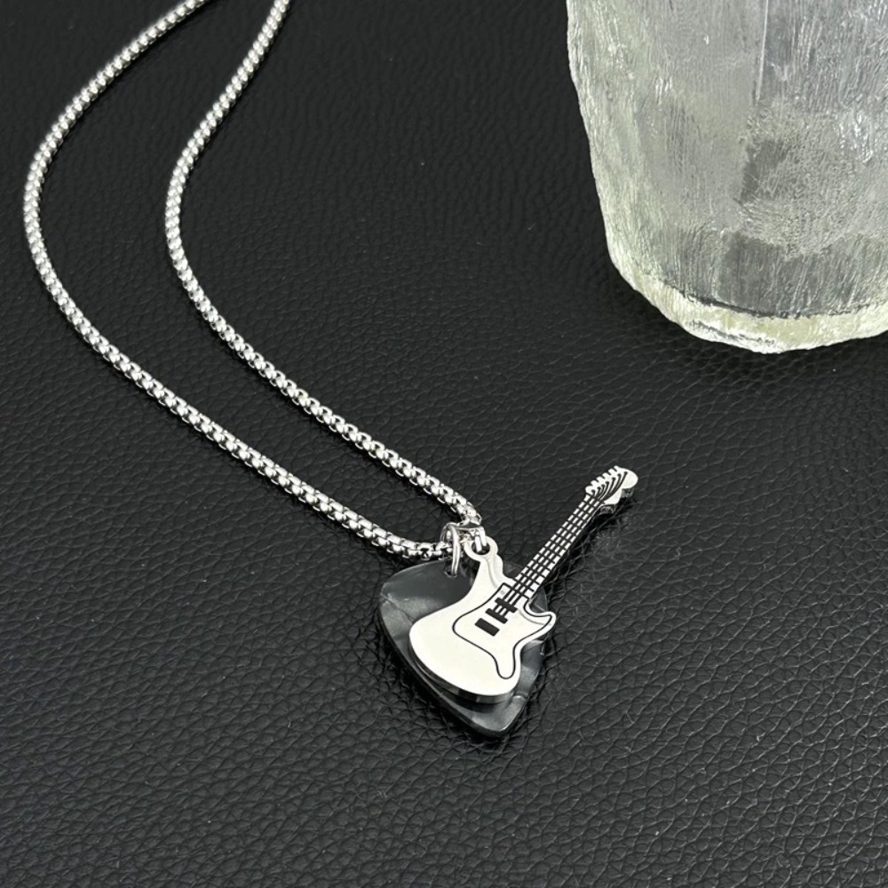 สร้อยคอจี้รูปกีตาร์ฮิปฮอป ไทเท - Electric Guitar Pick Pack บทวิจารณ์และราคา
